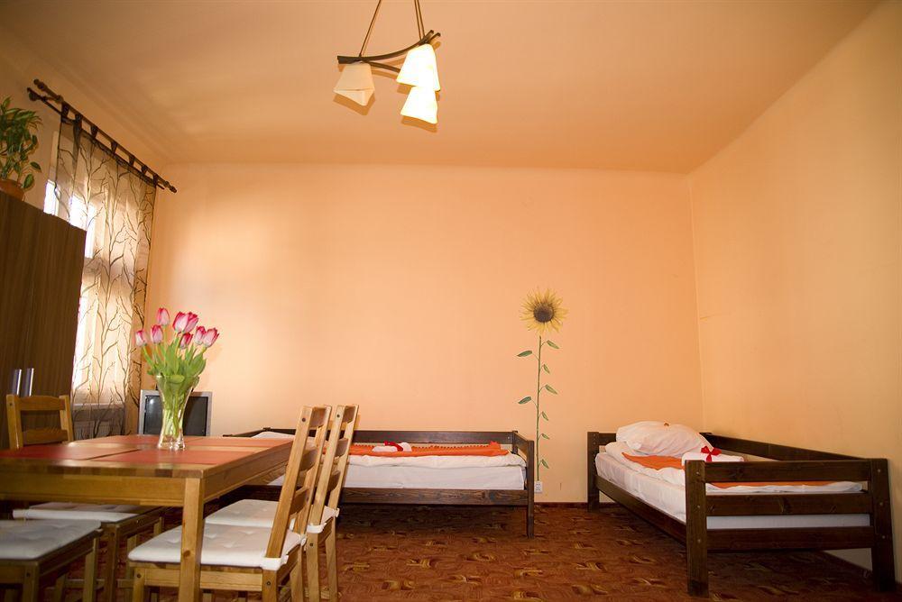 Flower Rooms Krakow Bagian luar foto